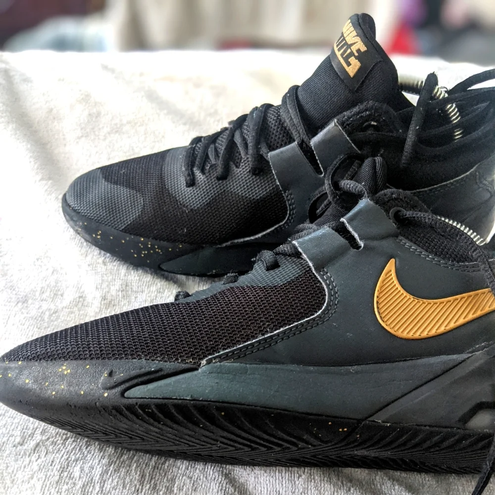 Nike Air Max Impact Basketball Shoes - Picture 4 of 10